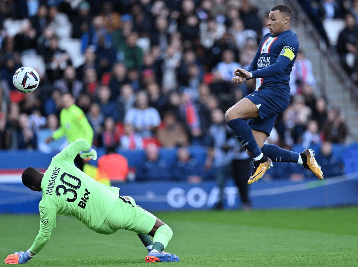 ag中国官网-广厦男篮清晨扳平良机，志在法甲名次提升，球迷炸锅，控场能力受关注